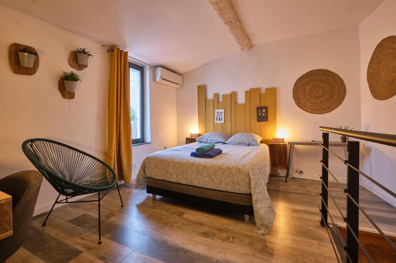 Melina - Jacuzzi - Maison Avec Cour Climatisee Proche Cite Medieval Carcassone Exterior photo