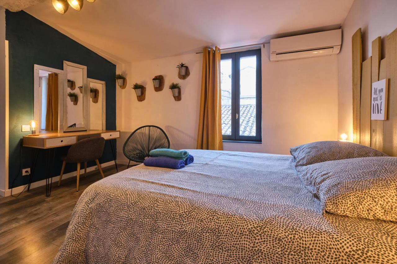 Melina - Jacuzzi - Maison Avec Cour Climatisee Proche Cite Medieval Carcassone Exterior photo
