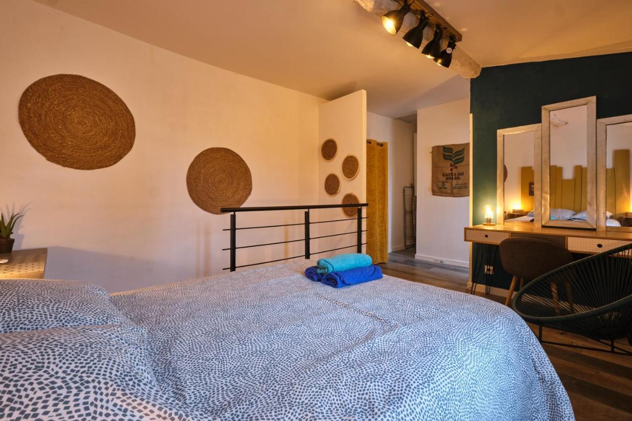 Melina - Jacuzzi - Maison Avec Cour Climatisee Proche Cite Medieval Carcassone Exterior photo